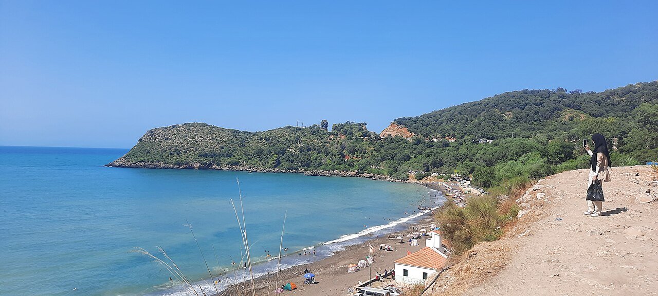 Jijel révélée : entre sites emblématiques et secrets bien gardés des locaux